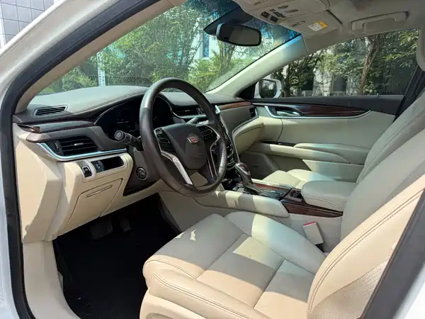 Cadillac XTS 2016