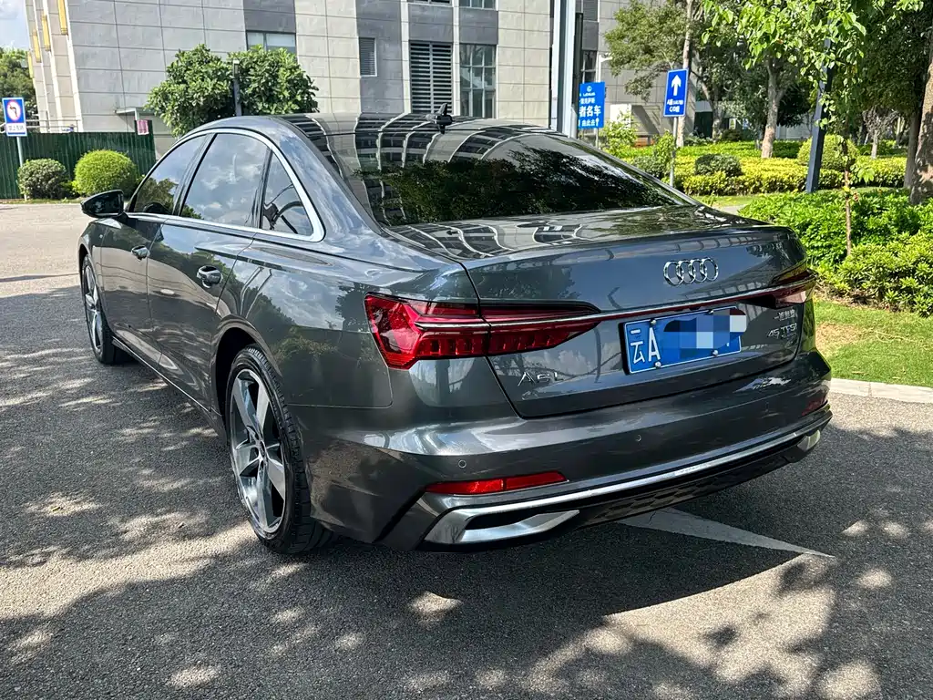 Audi A6L 2023 — фото 4