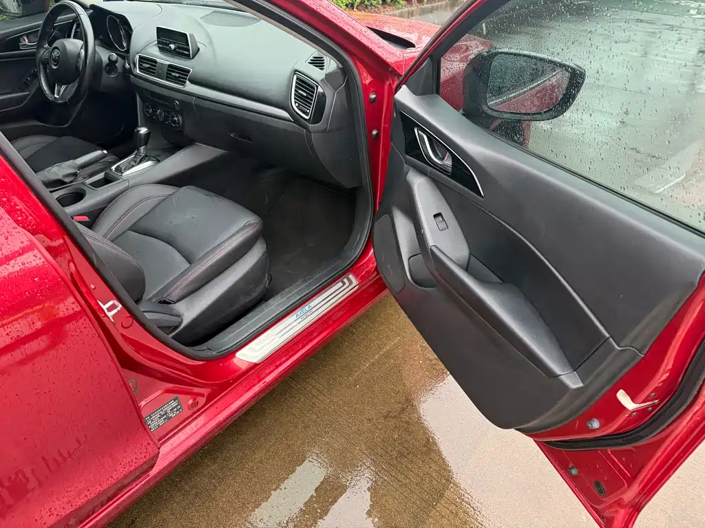 Mazda 3 Angkesela 2015 — фото 11