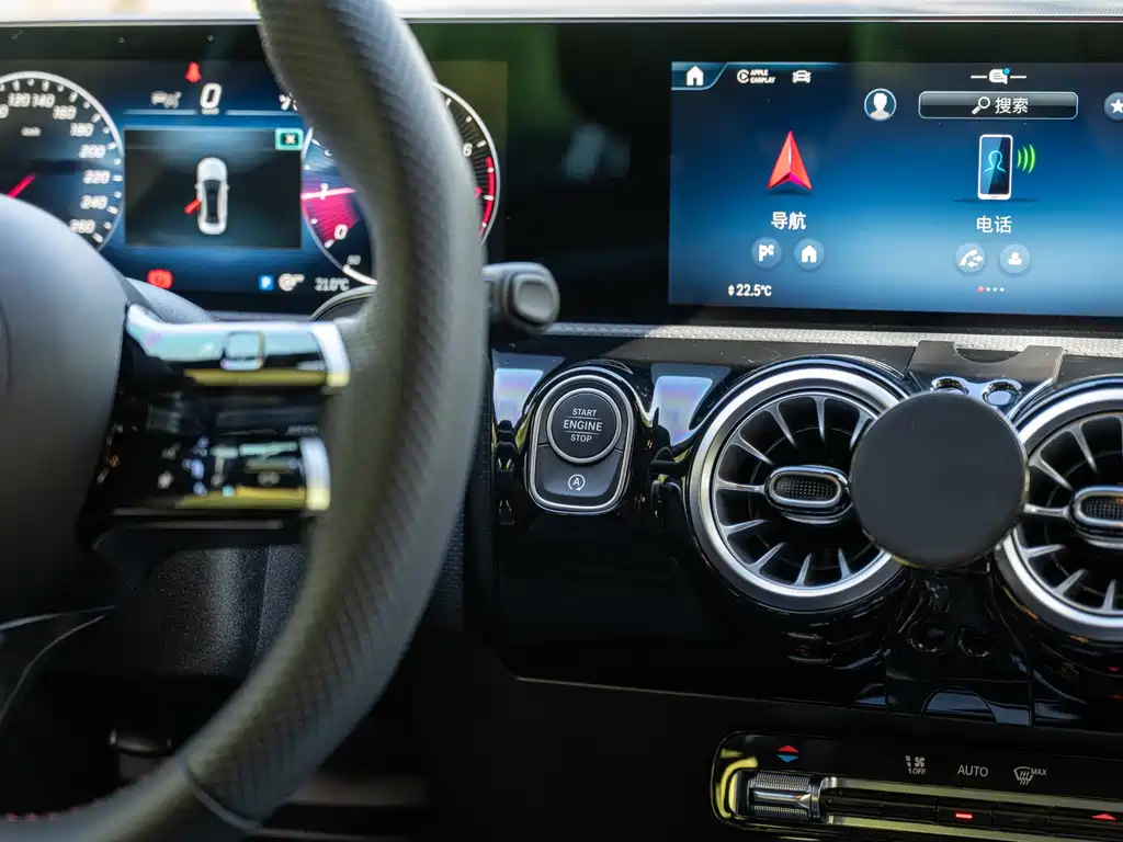Mercedes-Benz A-Class 2025 — фото 27