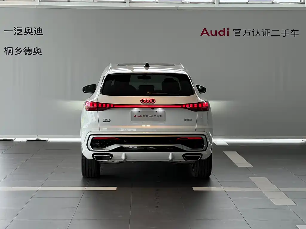 Audi Q5L 2025 — фото 4