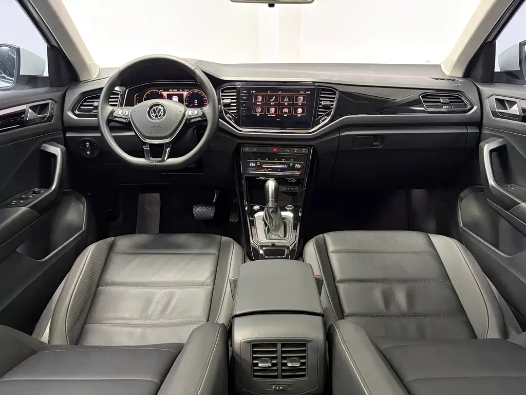 Volkswagen T-Roc 2022 — фото 11