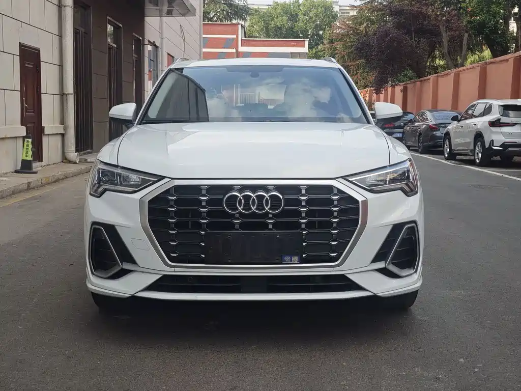 Audi Q3 2022