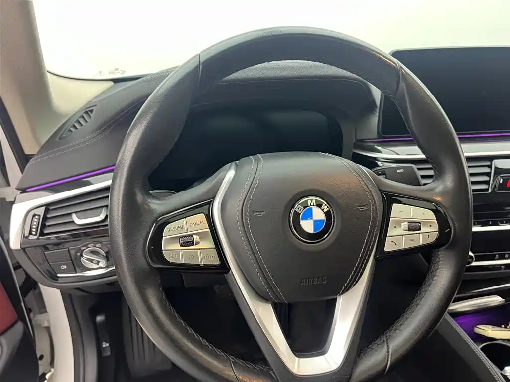 BMW 5 Series 2022