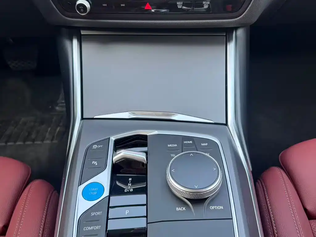 BMW i3 2025 — фото 9
