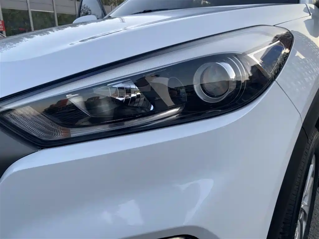 Hyundai Tucson 2016 — фото 16