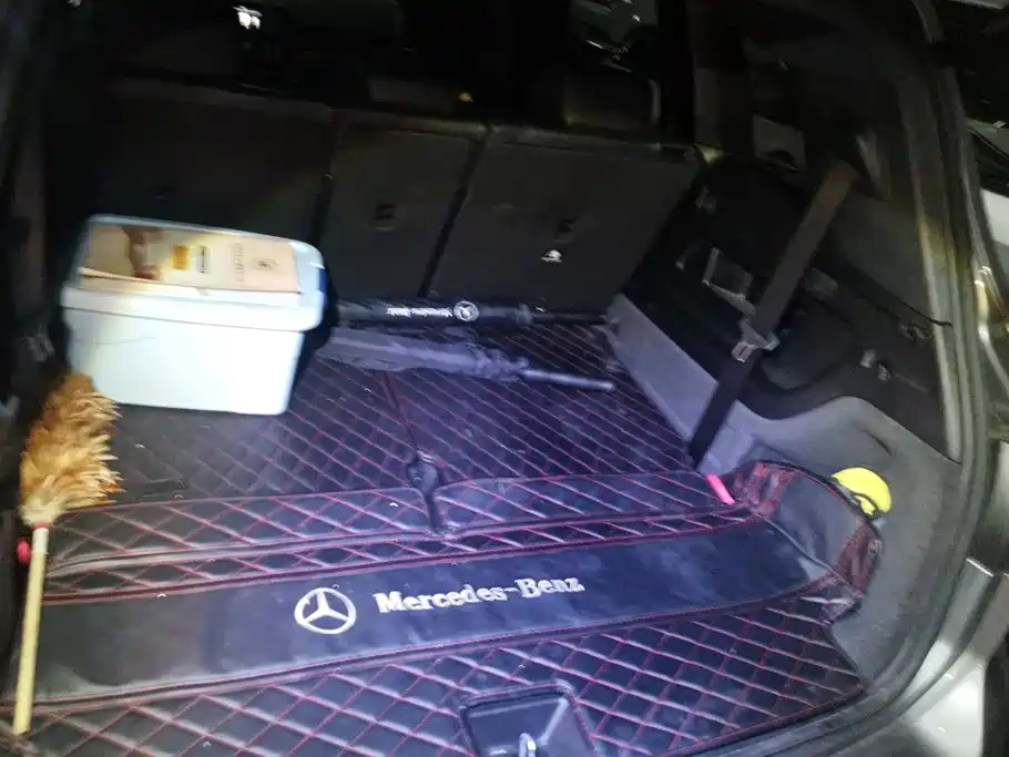 Mercedes-Benz GLB 2023