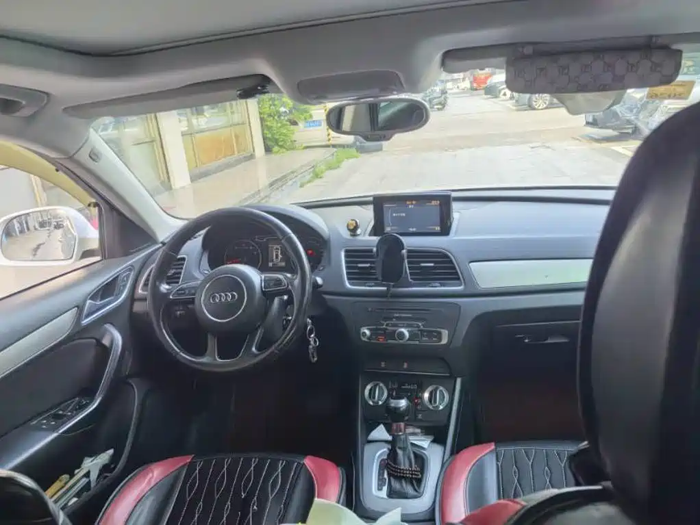 Audi Q3 2015
