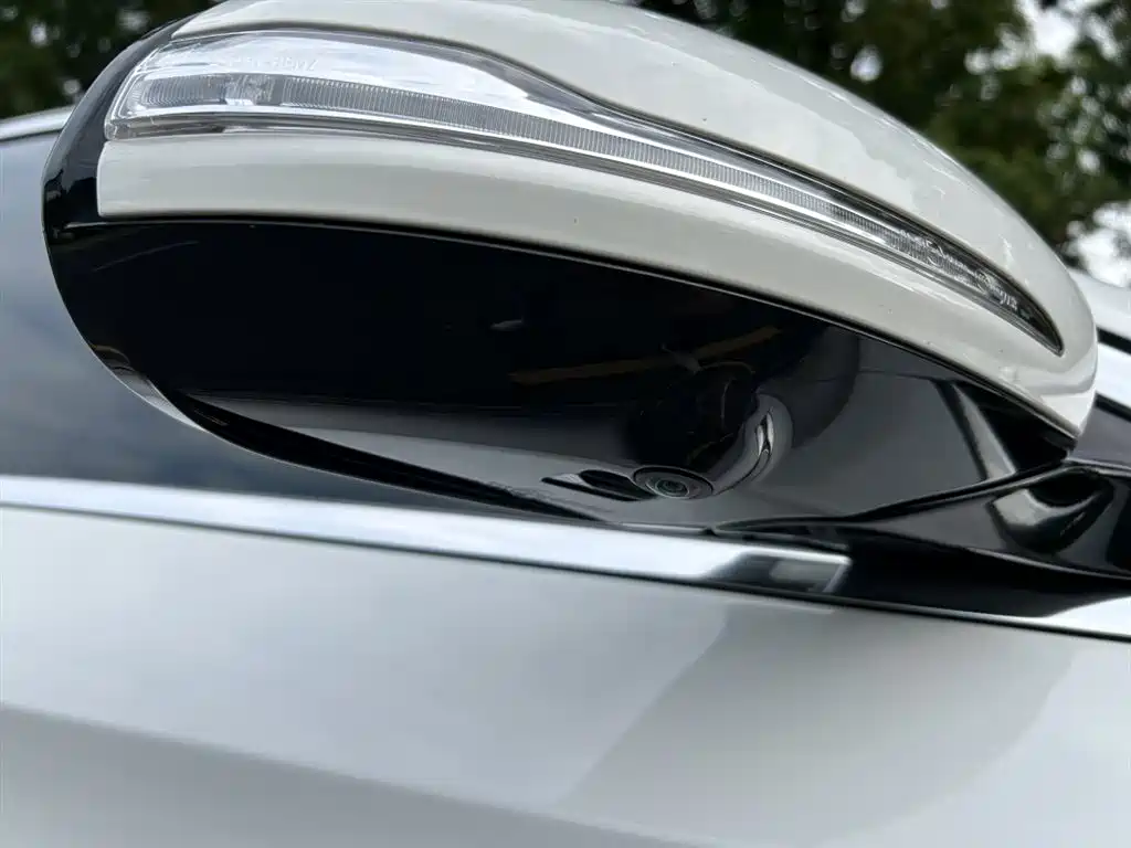 Mercedes-Benz E-Class 2019 — фото 15