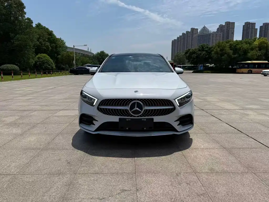 Mercedes-Benz A-Class 2020 — фото 2