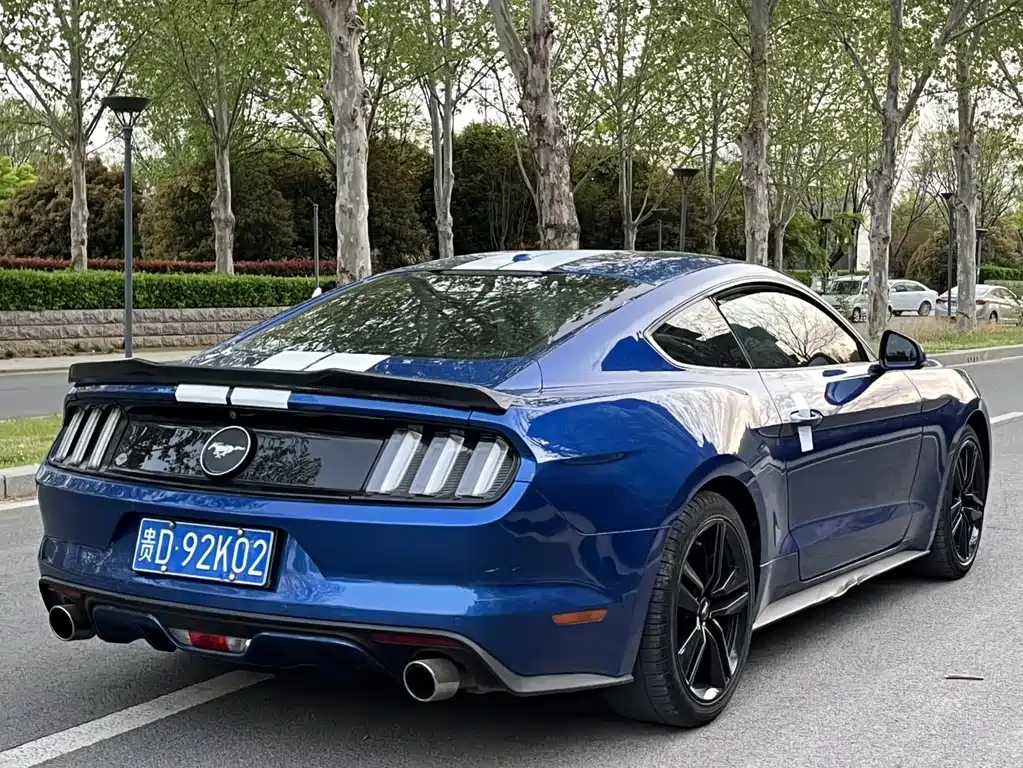 Ford Mustang 2018 — фото 4