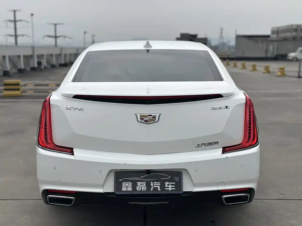 Cadillac XTS 2019 — фото 5