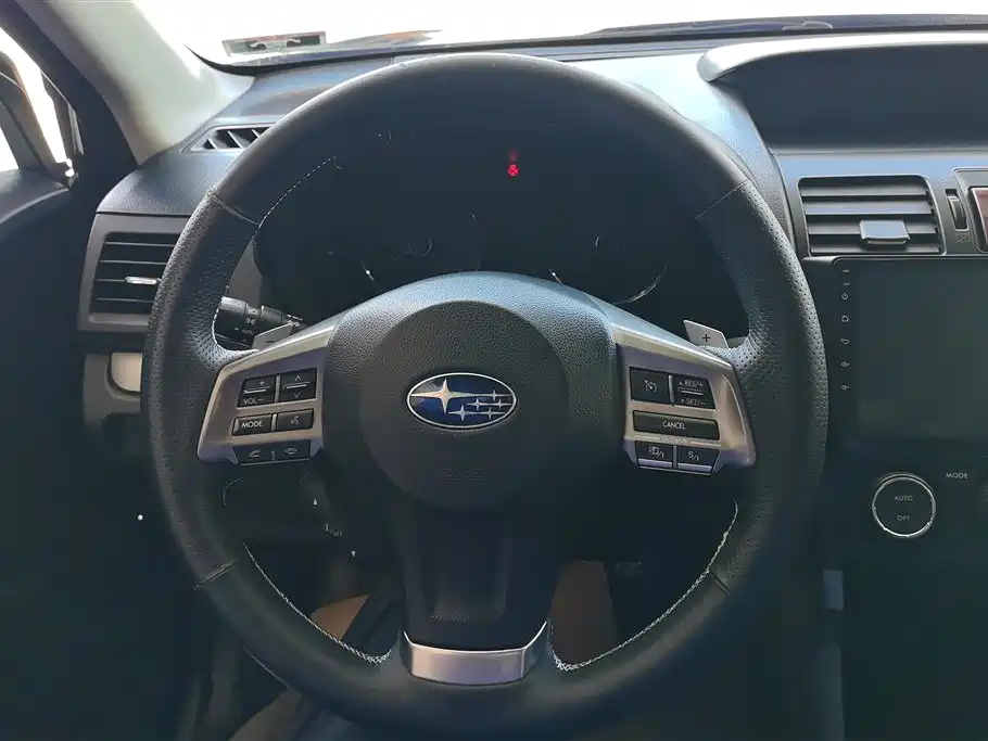 Subaru Forester 2014 — фото 15