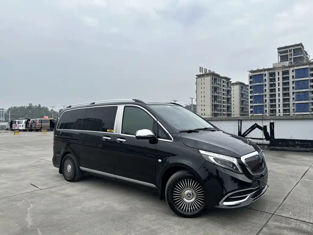 Mercedes-Benz V-Class 2019 — фото 9