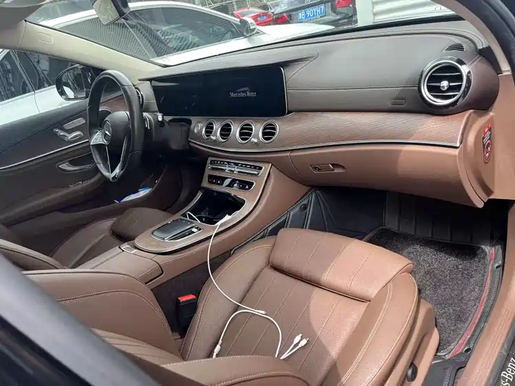 Mercedes-Benz E-Class 2021