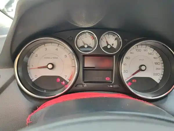 Peugeot 308 2014