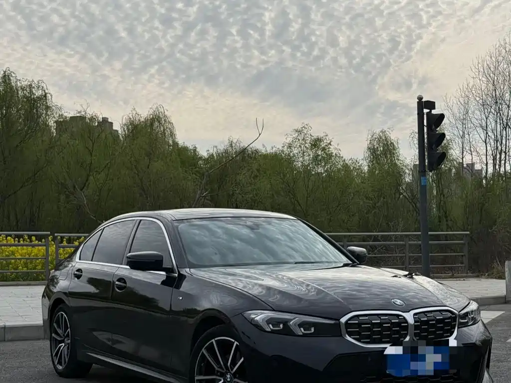 BMW 3 Series 2024
