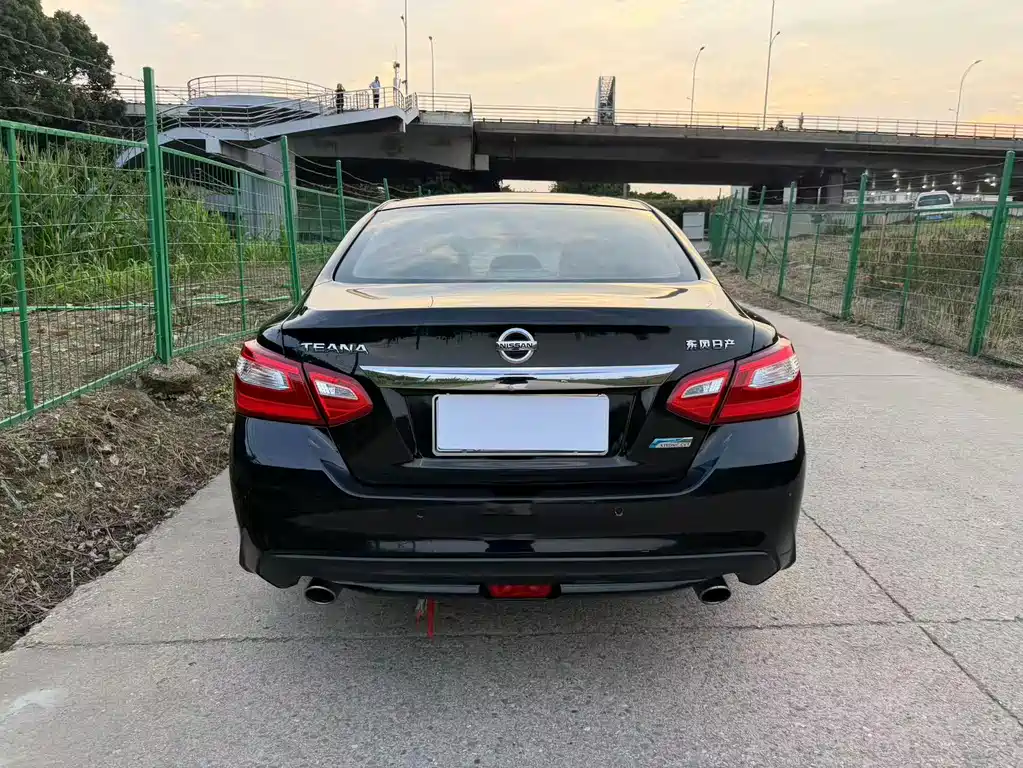 Nissan Teana 2018 — фото 12