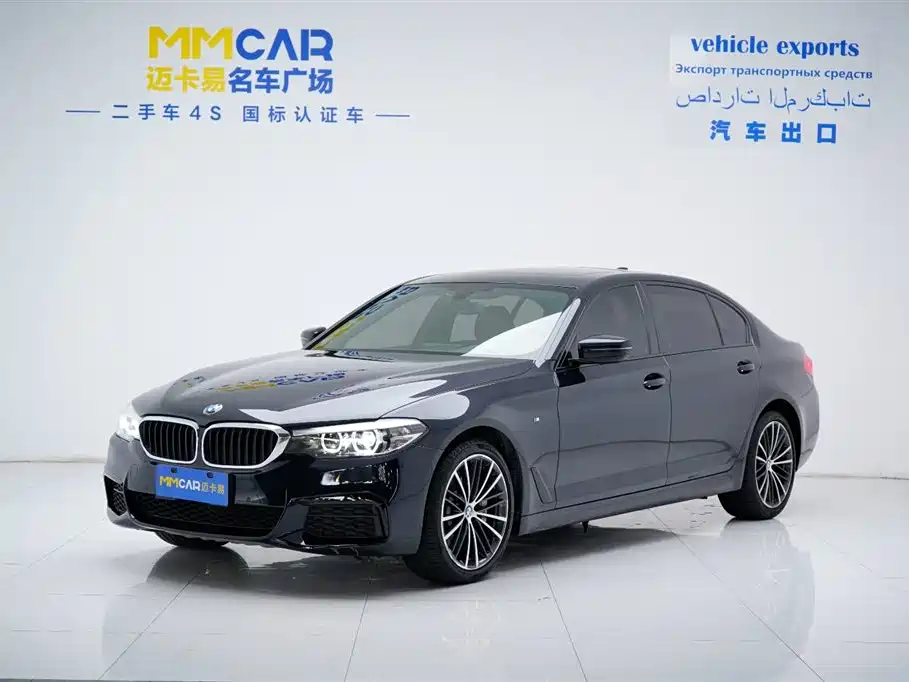 BMW 5 Series 2019 — фото 1