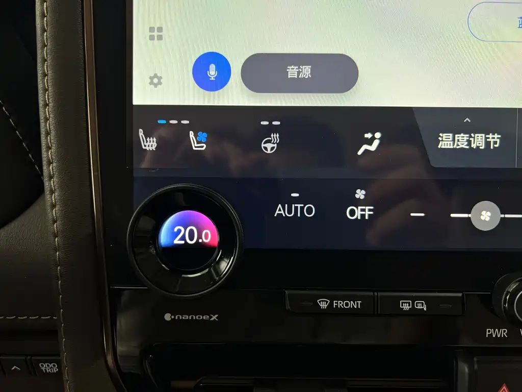 Toyota Vellfire 2025 — фото 22