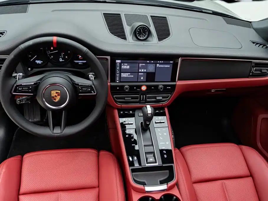 Porsche Macan 2022 — фото 10