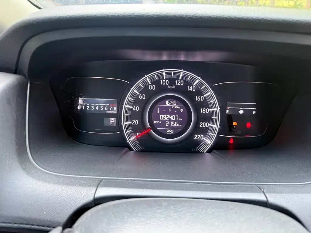 Honda Odyssey 2018 — фото 10