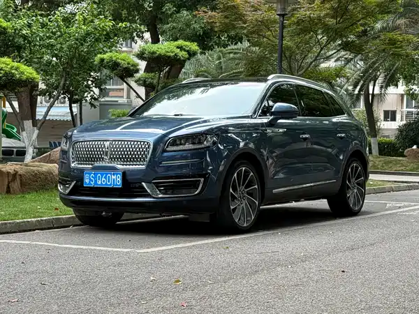 Lincoln Nautilus 2019