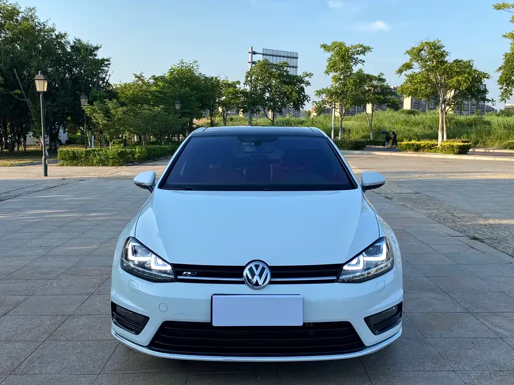 Volkswagen Golf 2016