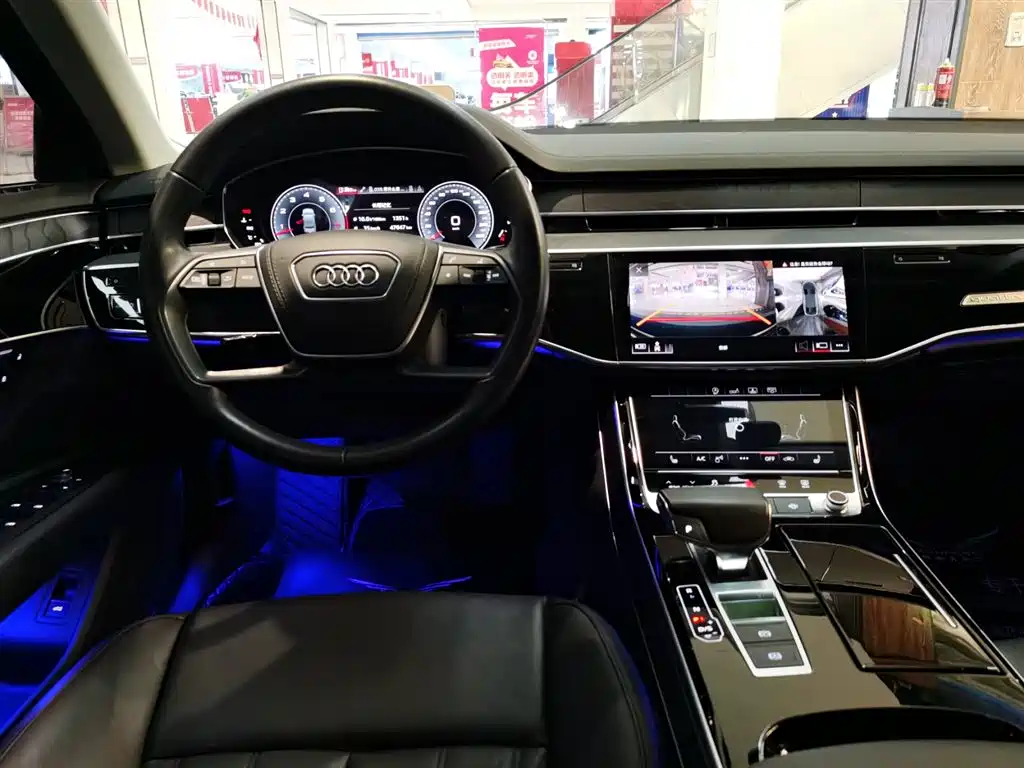 Audi A8 2018 — фото 11