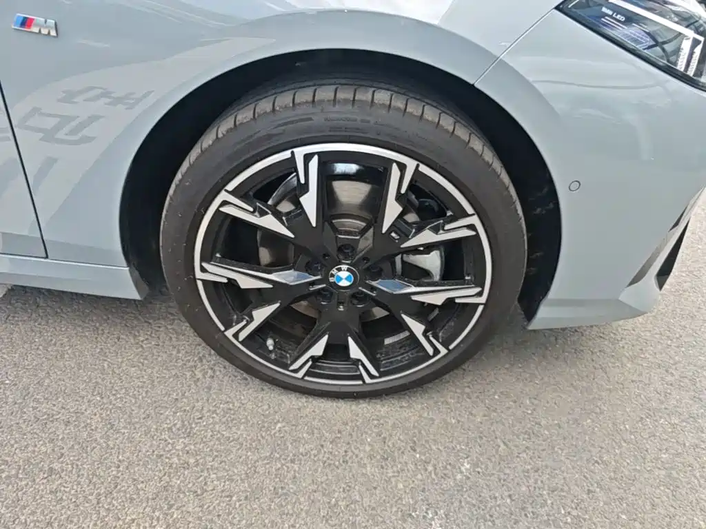 BMW 2 Series 2025 — фото 14