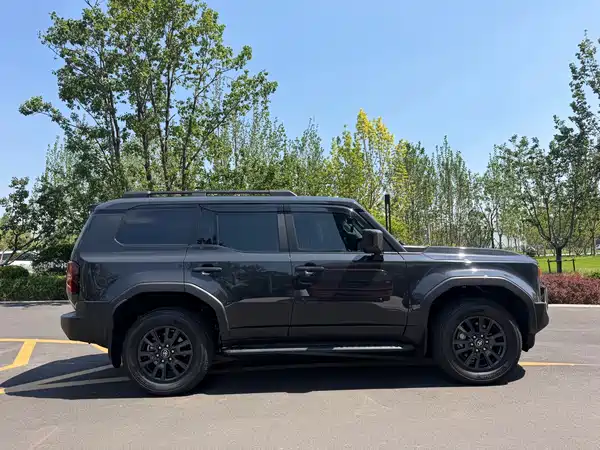 Toyota Prado 2024