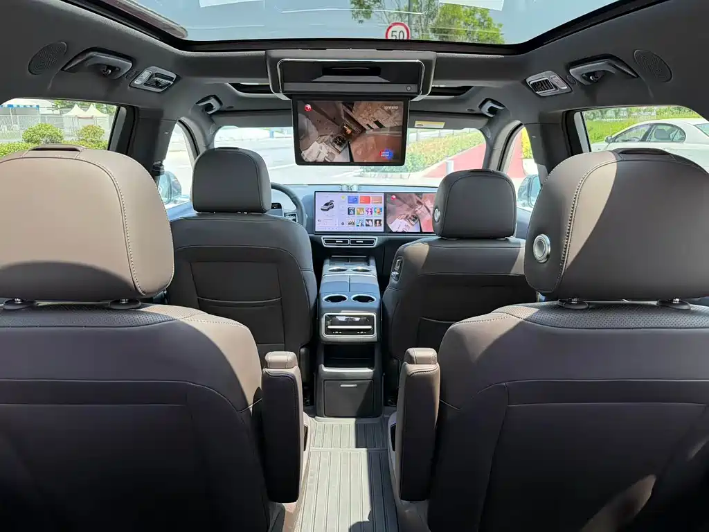 Li Auto Li L8 2023