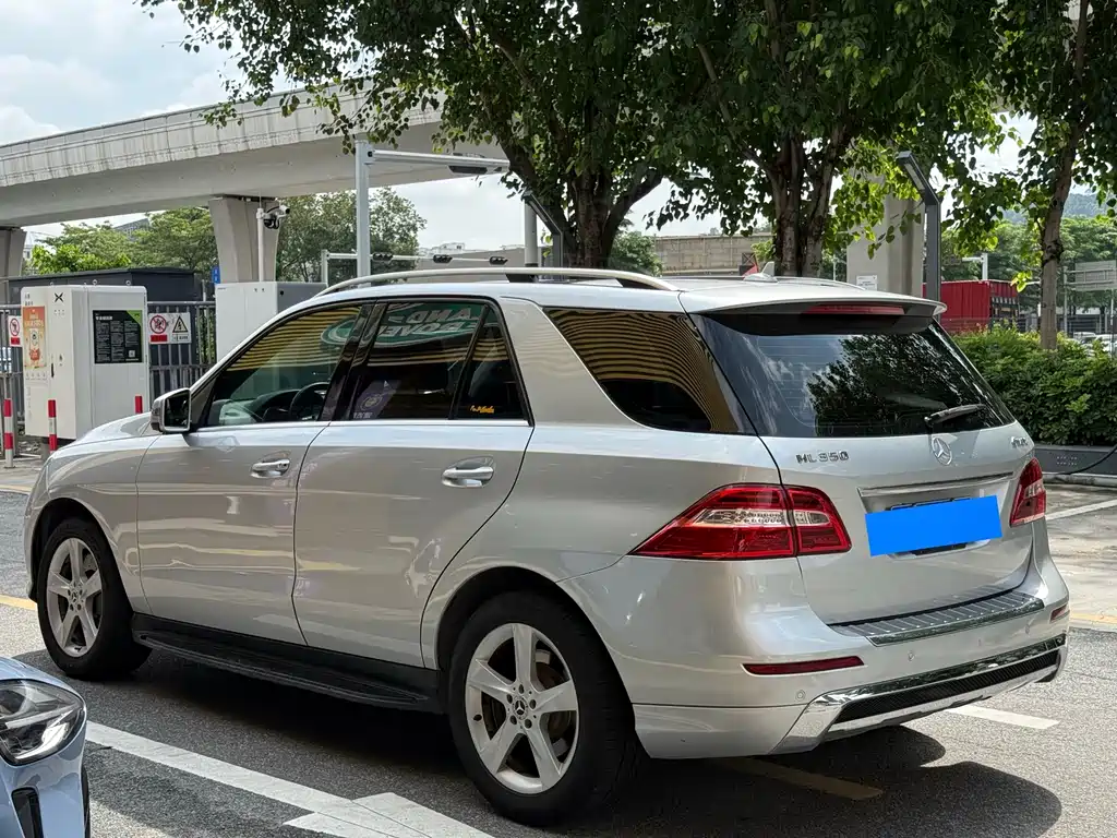 Mercedes-Benz M-Class 2013