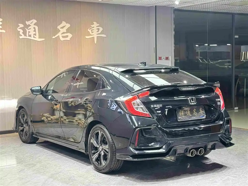 Honda Civic 2021 — фото 17