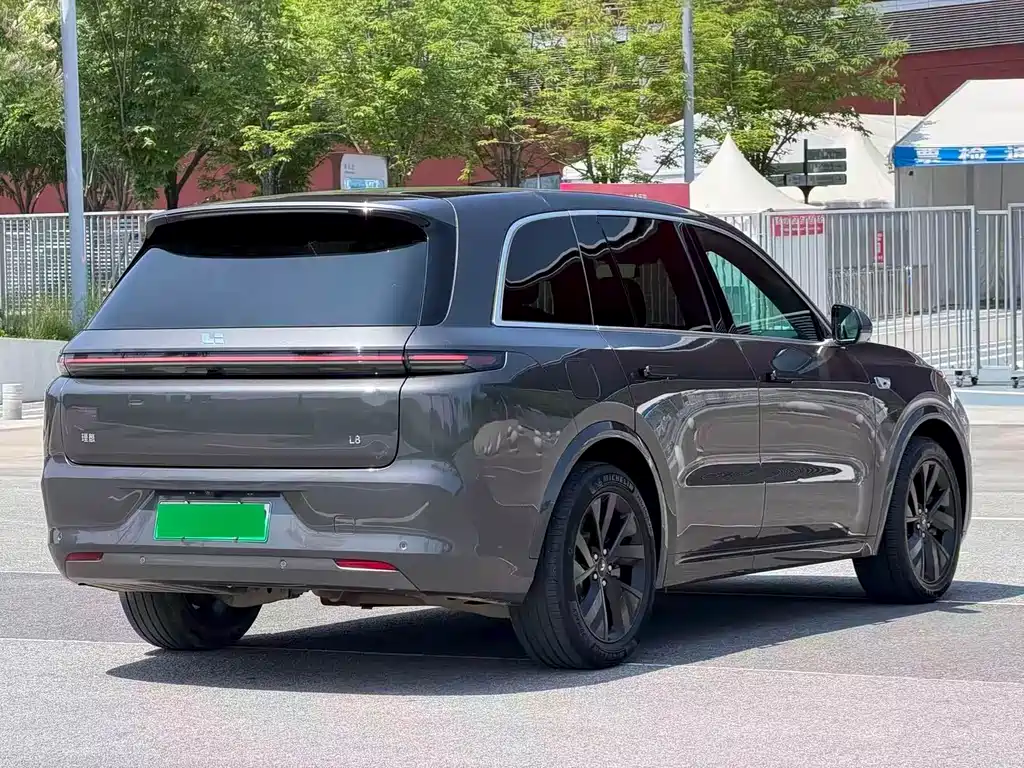 Li Auto Li L8 2023
