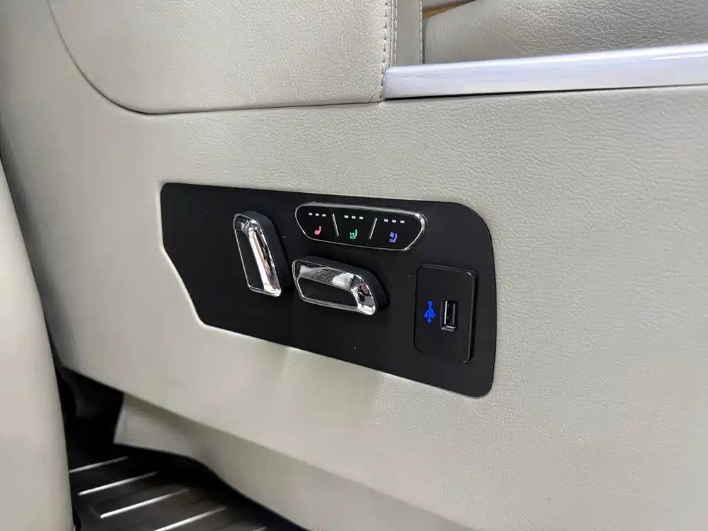 Buick GL8 2019