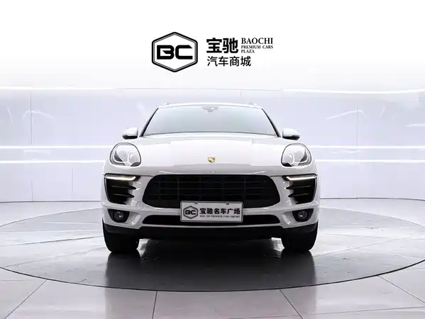 Porsche Macan 2016