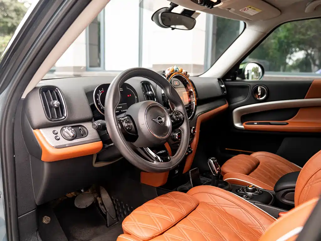 MINI Countryman 2020 — фото 12