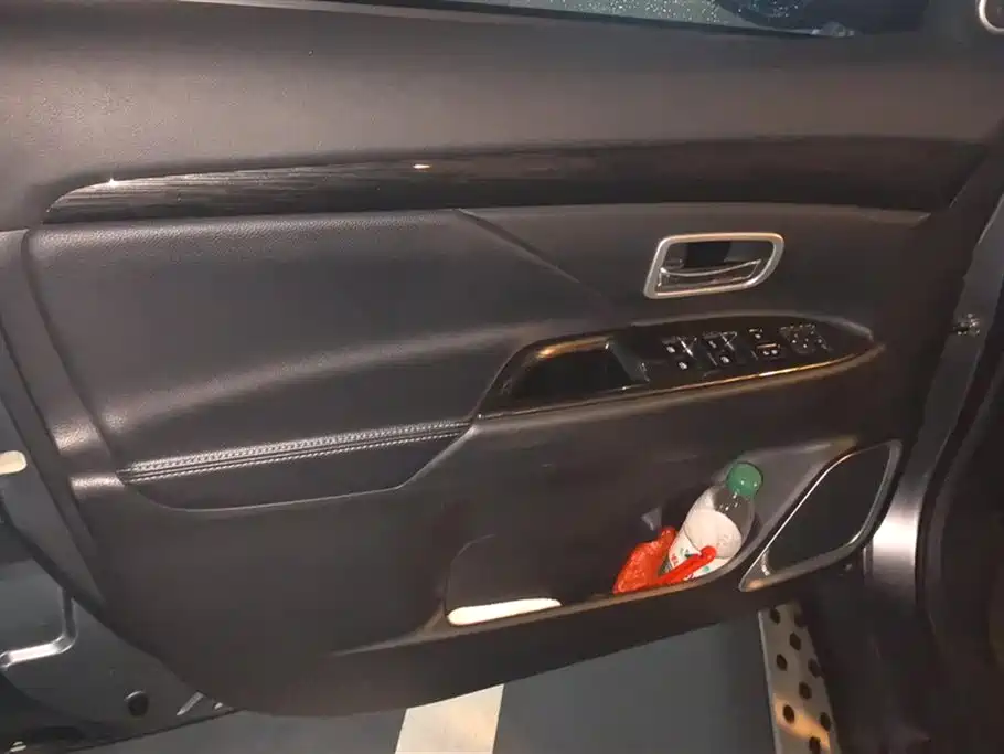 Mitsubishi Outlander 2018