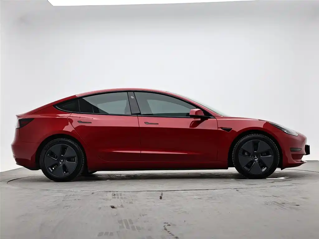 Tesla Model 3 2021 — фото 6