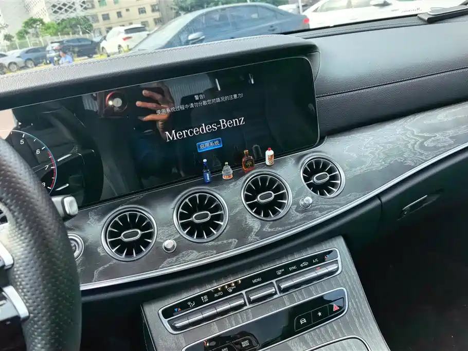 Mercedes-Benz E-Class 2021 — фото 13