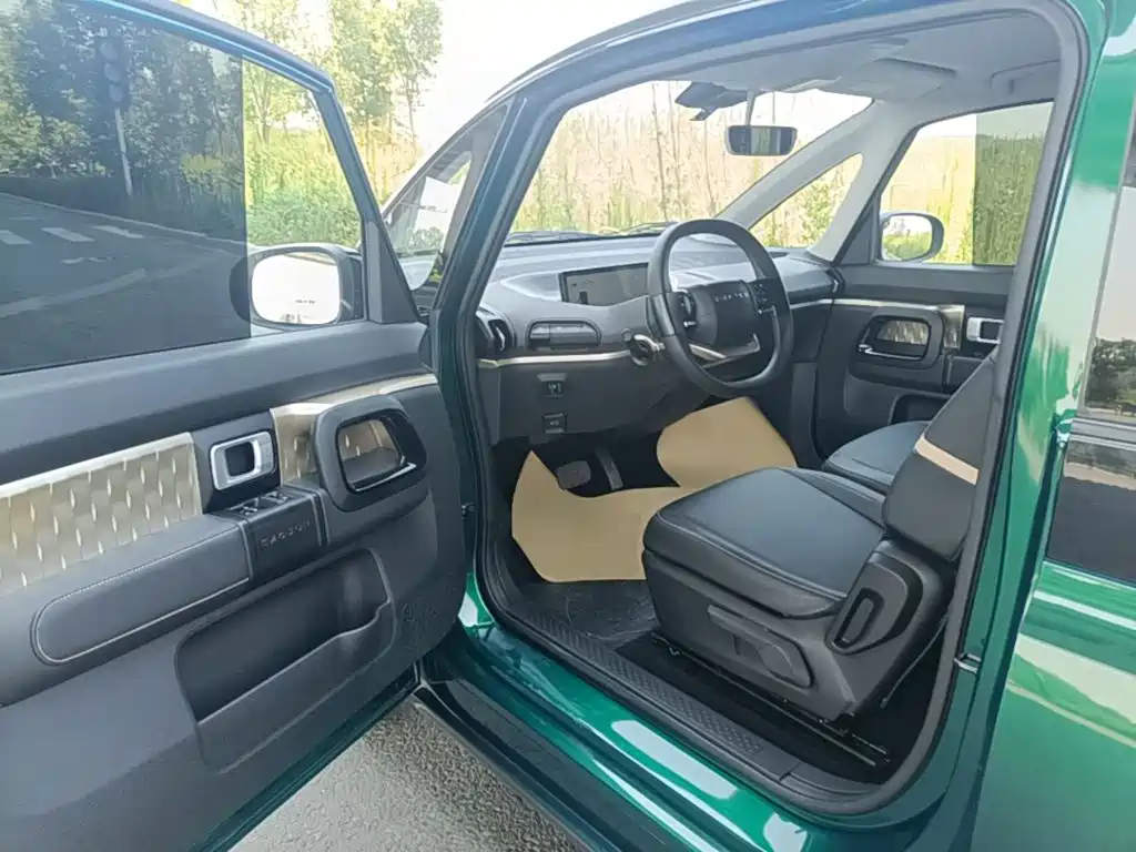 Baojun KiWi EV 2022 — фото 16