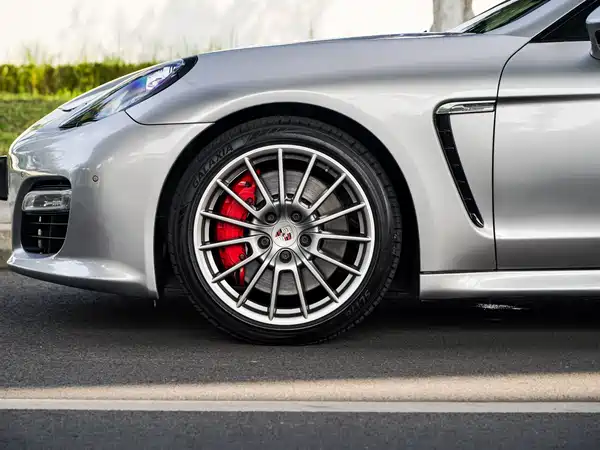 Porsche Panamera 2012