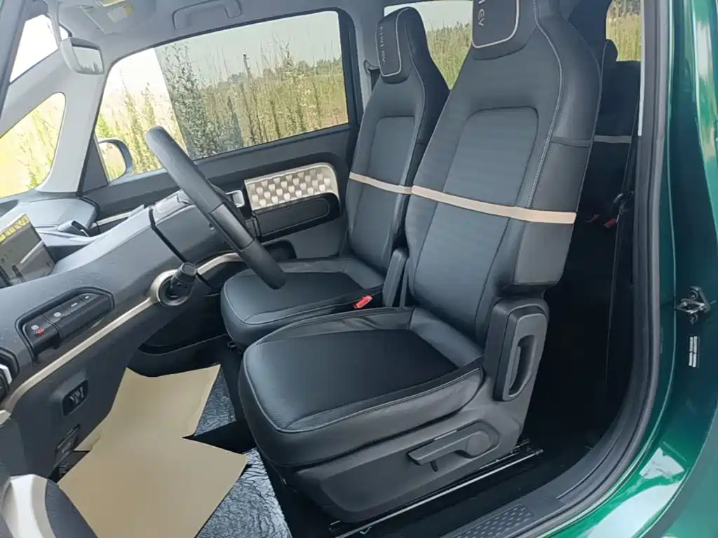 Baojun KiWi EV 2022 — фото 15