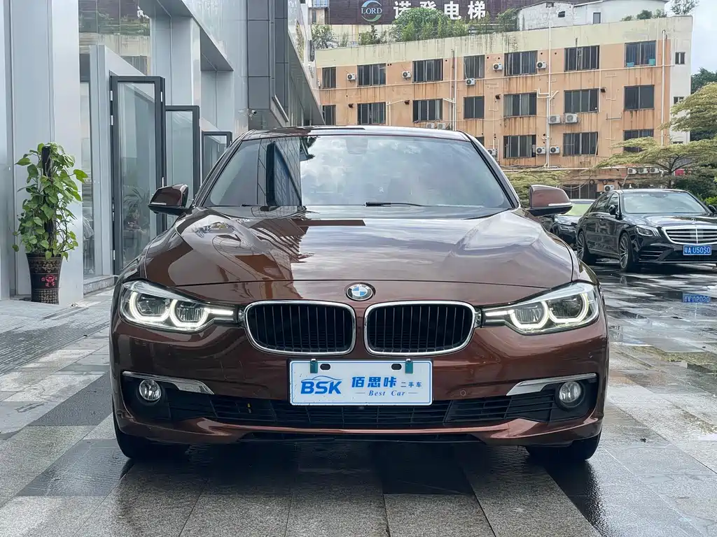 BMW 3 Series 2017 — фото 2