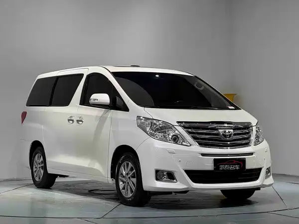 Toyota Alphard 2012