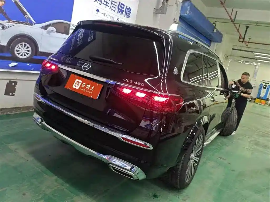 Mercedes-Benz GLS 2025