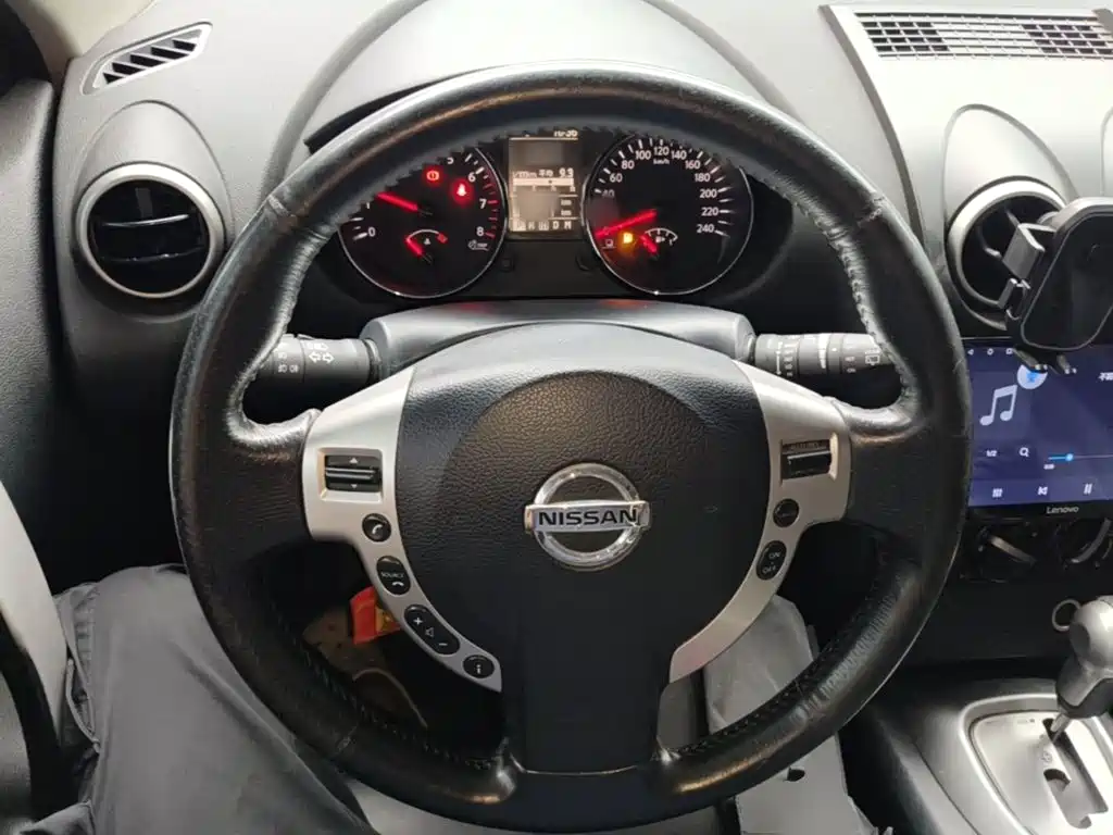 Nissan Qashqai 2015 — фото 11