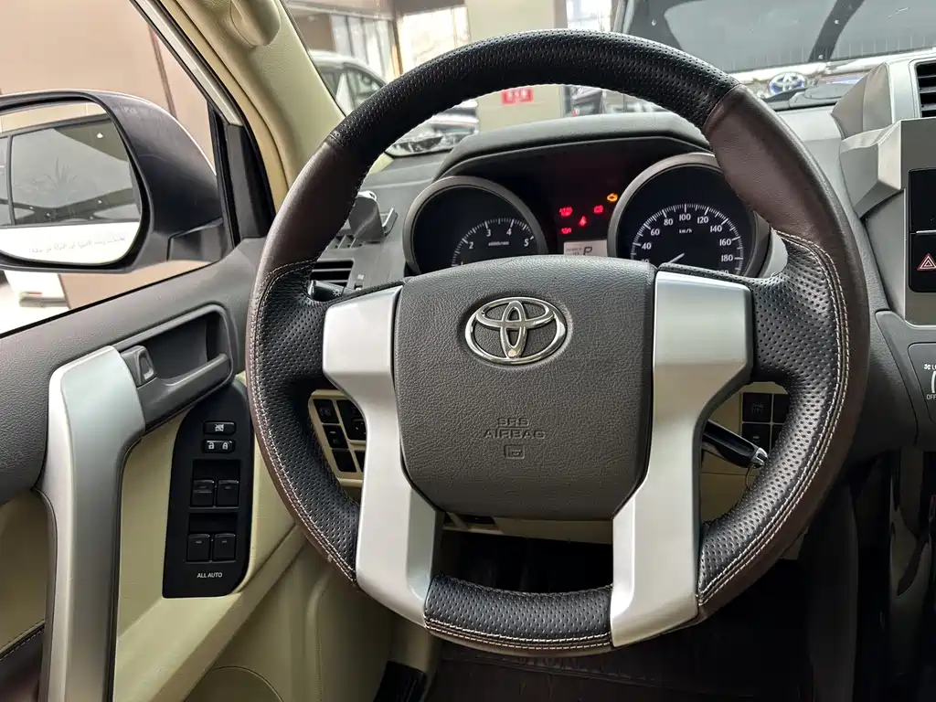 Toyota Prado 2018 — фото 10