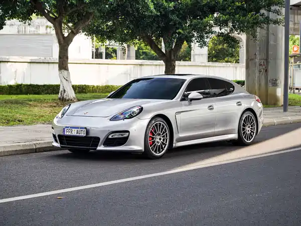 Porsche Panamera 2012